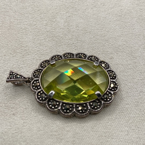Sterling Silver 925 Simulated Oval Peridot Marcasite Pendant - Picture 2 of 14